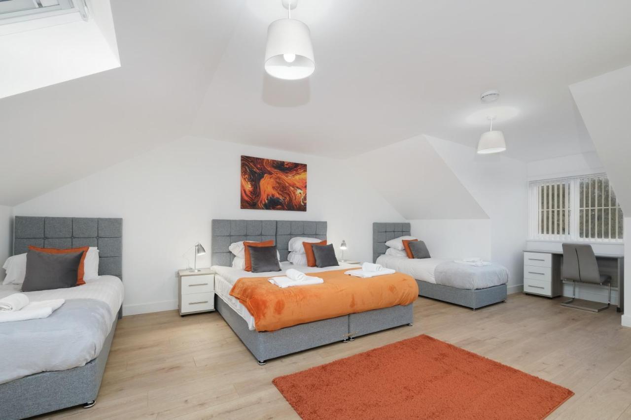 Pinewood Studios, Iver Slough Heathrow 1 & 2 Bedroom Apartments With Parking By Arista Living 외부 사진