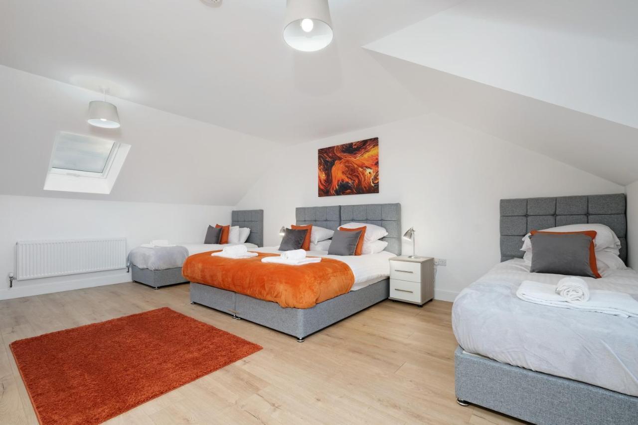 Pinewood Studios, Iver Slough Heathrow 1 & 2 Bedroom Apartments With Parking By Arista Living 외부 사진